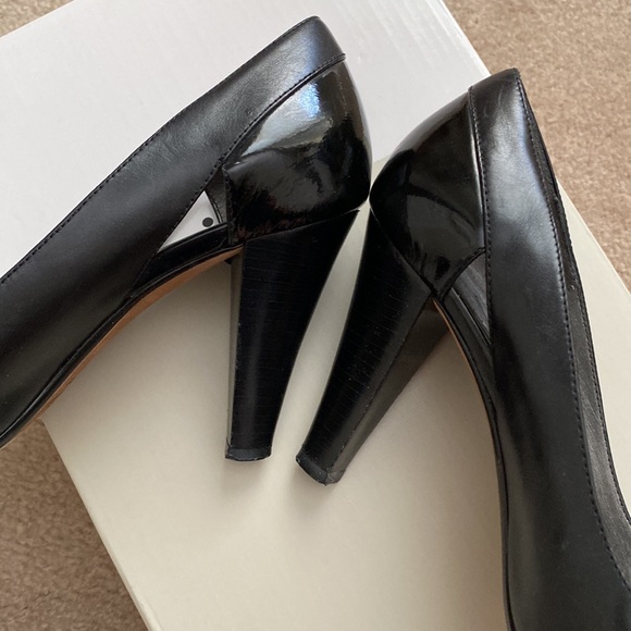 Circa Joan & David Pump Black Size 8M - Picture 9 of 12